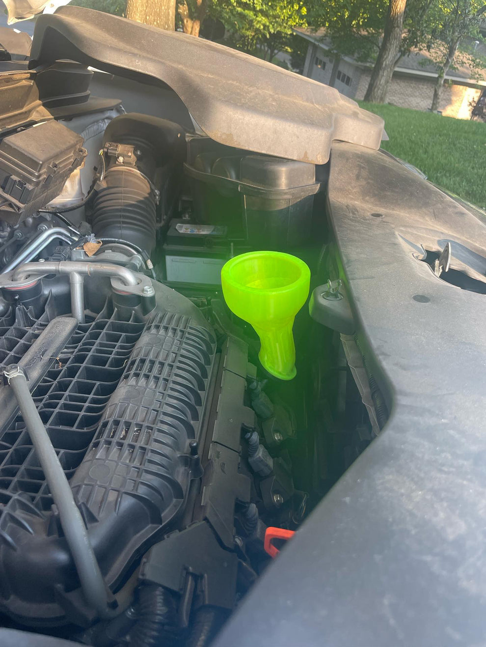 Fancy Speed Pour Oil Funnel (Honda / Acura) 